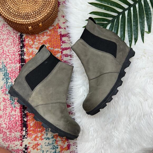 Sorel Gray Leather Joan of Arctic Wedge II Chelsea Ankle Boots Booties 10 - Picture 1 of 9